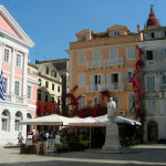 Piazzetta nella città vecchia di Kerkira