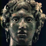 Statua bronzea di Dyonisos dio della vite e del vino